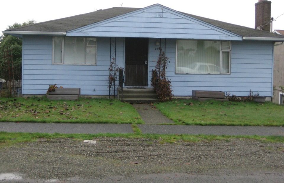 1st image of 7626 S Thompson Ave