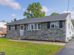 408 Smith Ln, Runnemede, NJ 08078