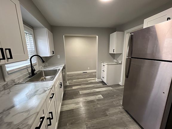 3rd image of 517 N A St