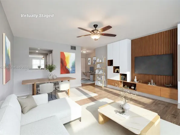 2641 Gately Dr W APT 902, West Palm Beach, FL 33415