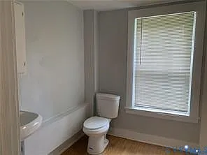 3317 Waverly Blvd #B — Photo 29