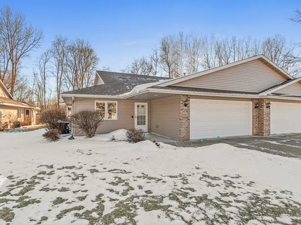 719 Victoria Ct #719, Stillwater, MN 55082