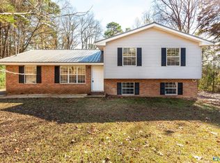 2012 Ray Ave, Gadsden, AL 35904