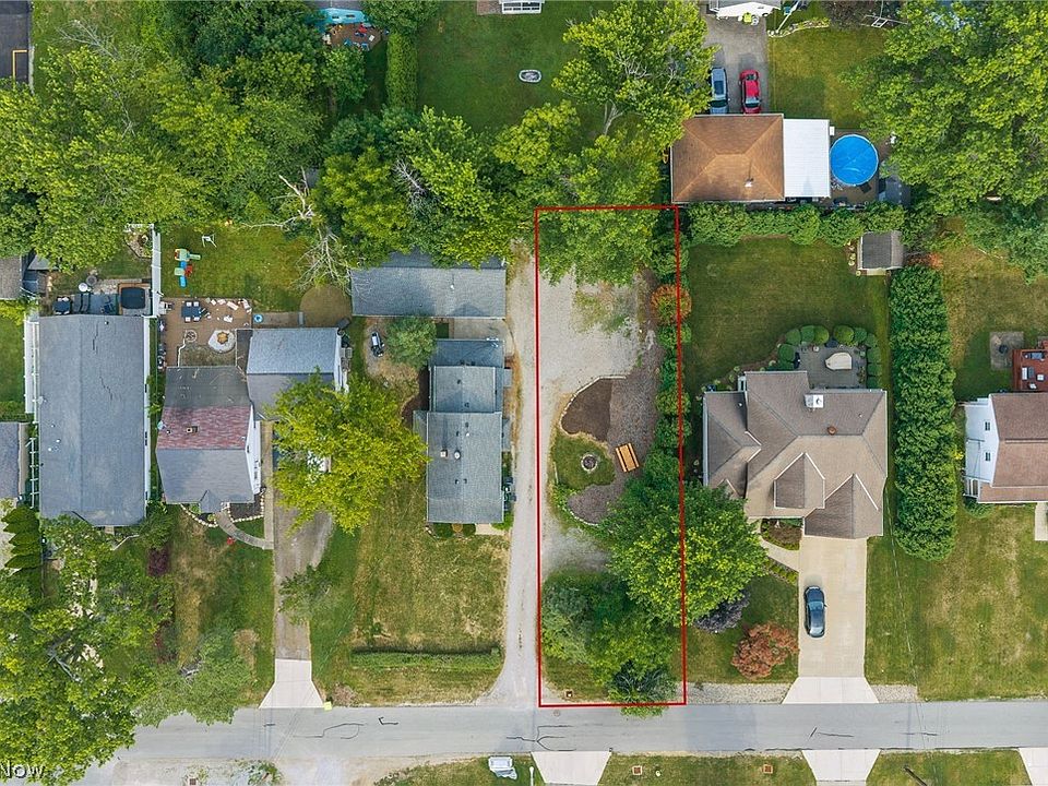 2nd image of Avon Point Ave