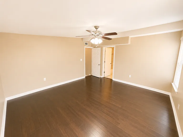 5410 Downs Dr — Photo 14