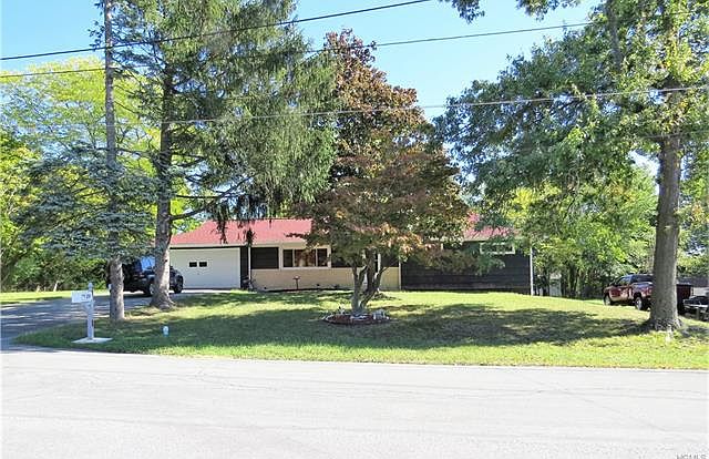 1st image of 239 Watkins Ave