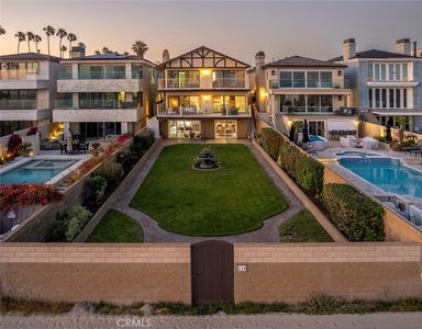 610 Ocean Ave, Seal Beach, CA, 90740