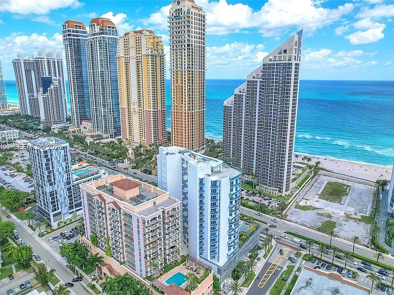 17550 Collins Ave #704 — Photo 40