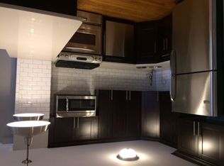 2116 23rd St, Astoria, NY 11105