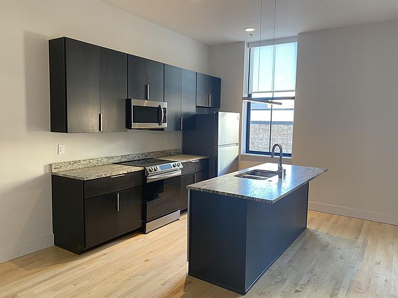 3rd image of 200 Adams Ave #10740979