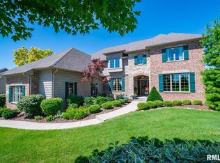 5878 Cardinal Rd, Bettendorf, IA 52722