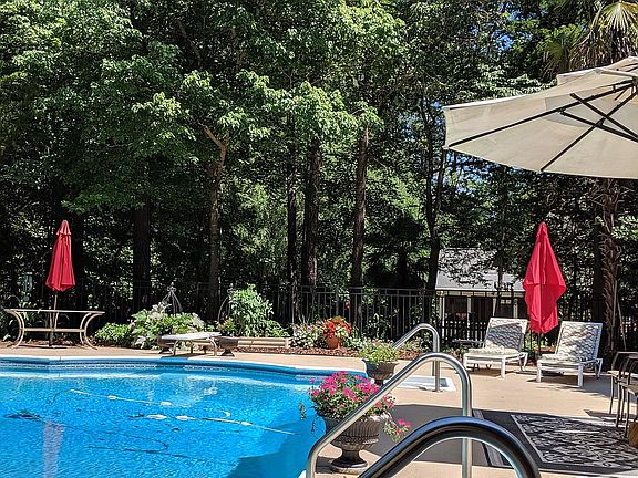 Custom spray crete noslip 