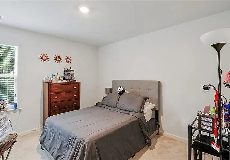 147 Troupe Dr — Photo 17
