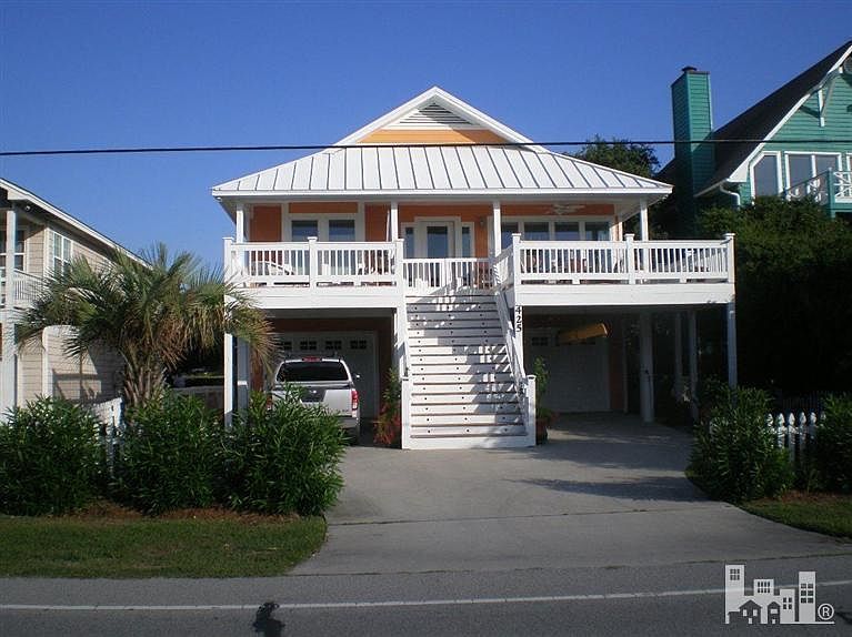 1st image of 425 N Fort Fisher Boulevard