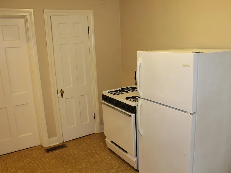 423 Wallace Ave #1 — Photo 10