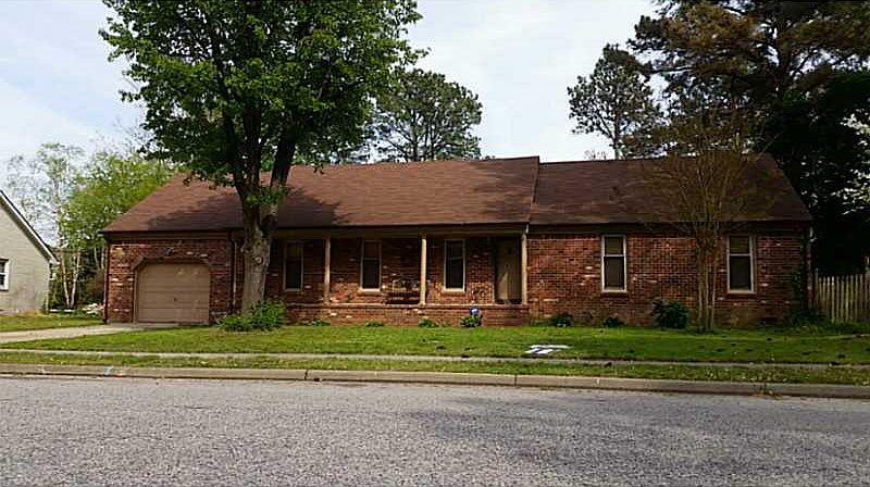 1st image of 617 Montebello Cir