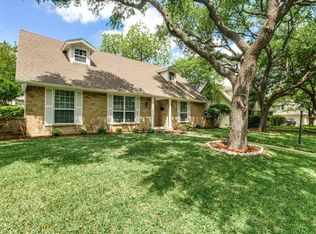 13969 Far Hills Ln, Dallas, TX 75240