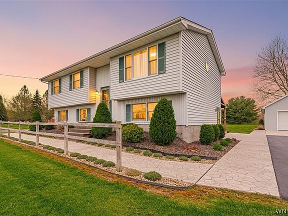 5th image of 3598 Irish Rd