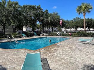 428 Banana Cay Dr APT F, South Daytona, FL 32119