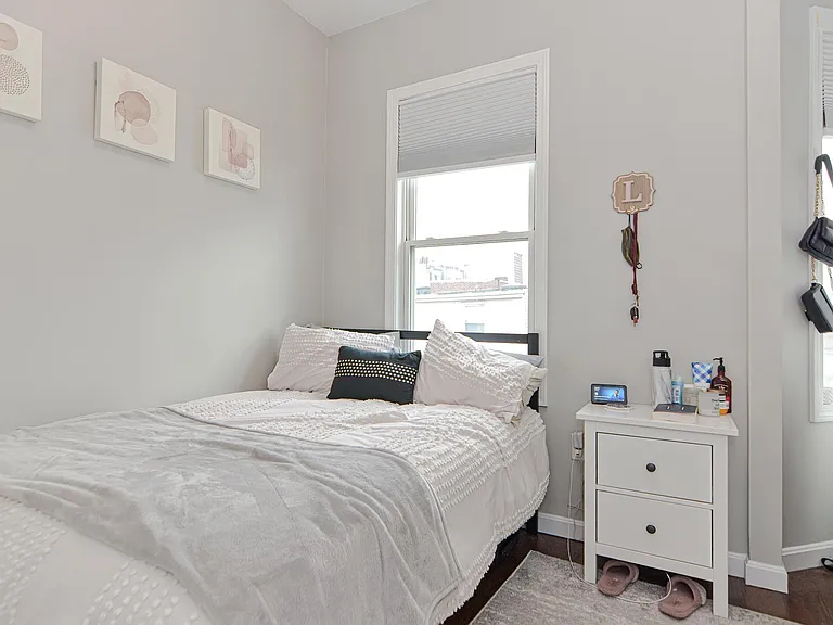 347 E 8th St #3 — Photo 10