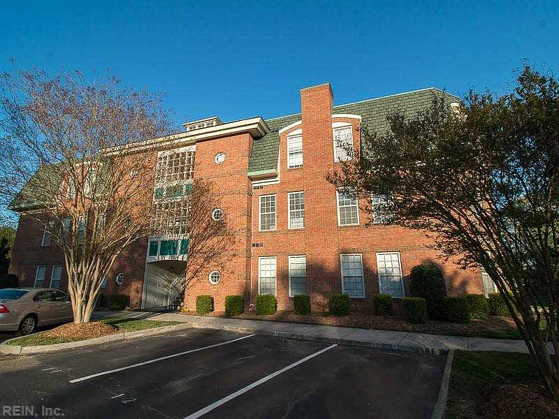 1st image of 304 Riveranne Ct APT 211