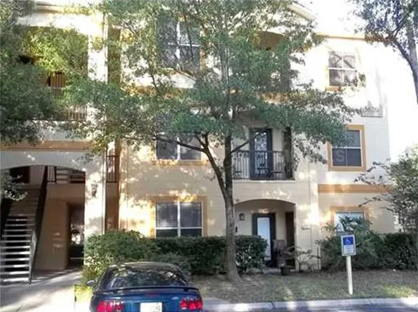 5620 Pinnacle Heights Cir APT 303, Tampa, FL 33624