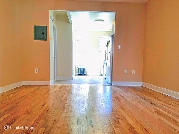 3rd image of 4132 52nd St APT 3R