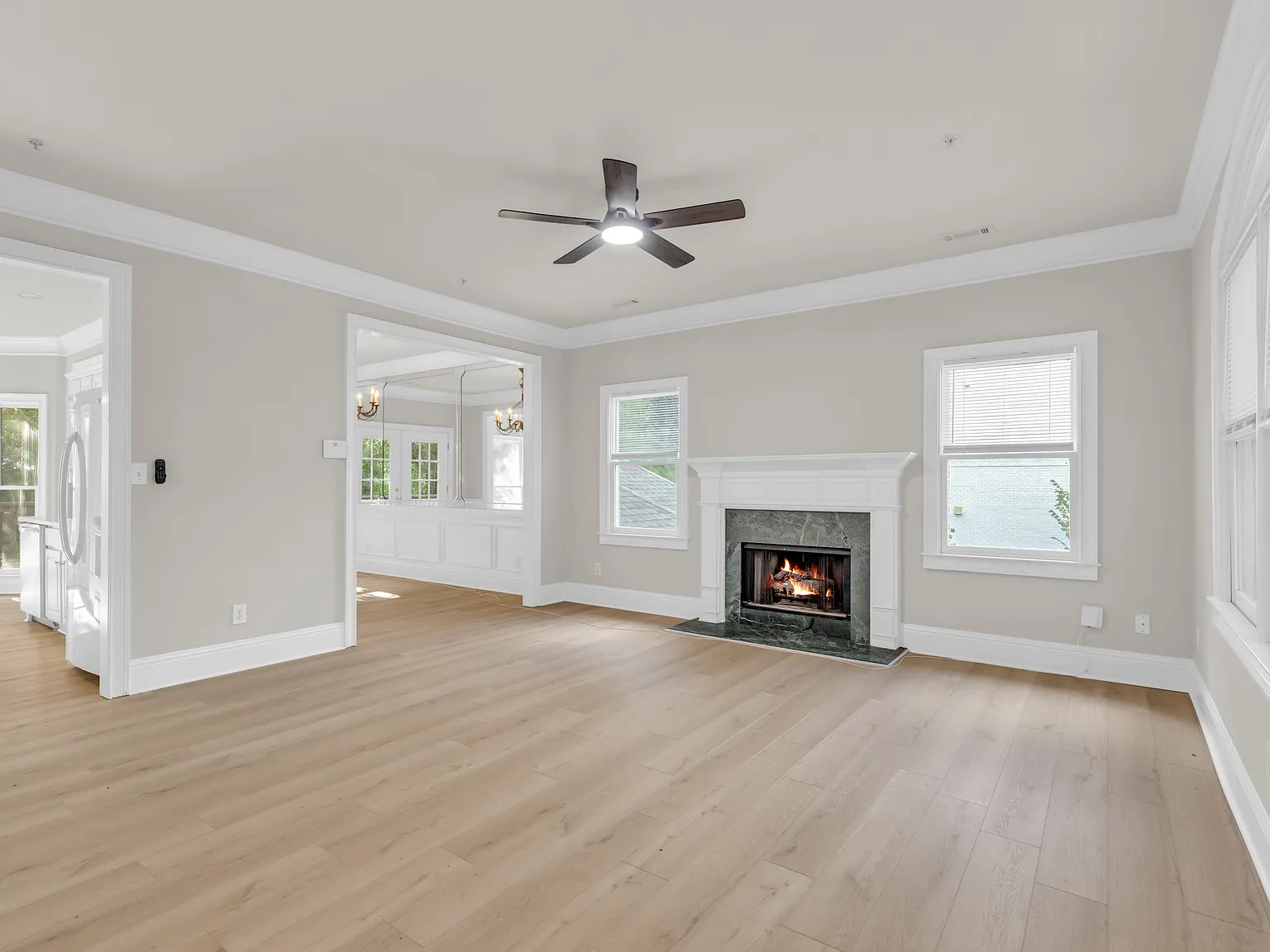 2 bed, 1352 sqft, $2,300 — Photo 4