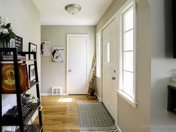 3rd image of 2644 Jefferson Dr SE