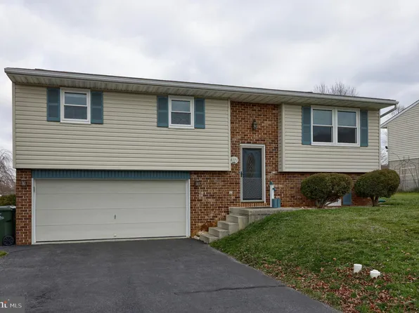 4171 Magnolia Dr, Mount Joy, PA 17552