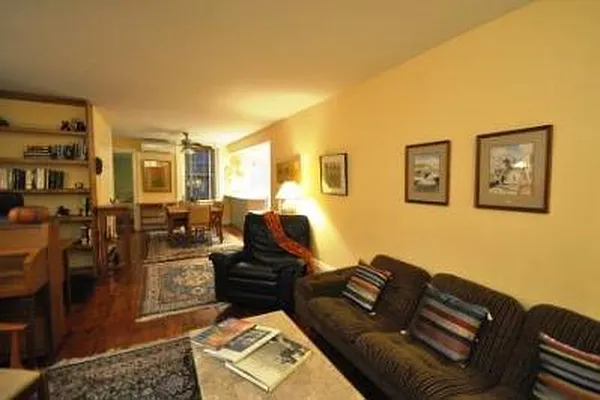 Rented by Corcoran | media 25