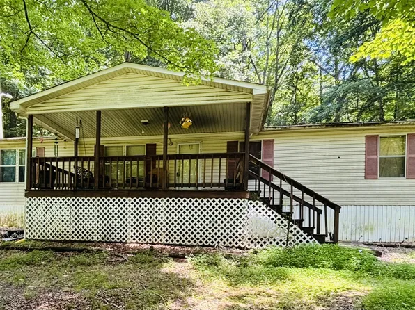 565 Clint Flowers Rd, Mc Ewen, TN 37101