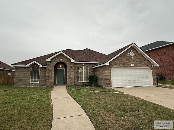 4th image of 2205 Lazy Lake Dr