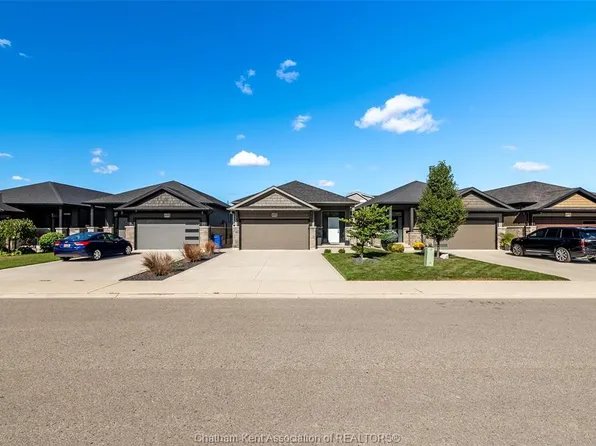 21 Cabot Trl, Chatham Kent, ON N7L 0A4