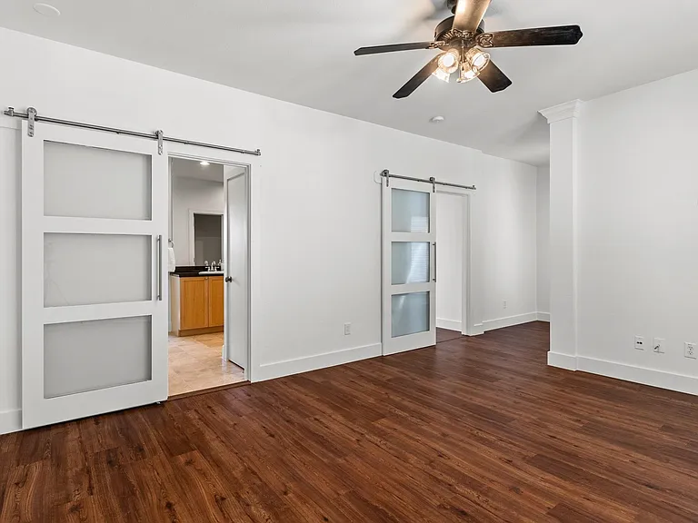 4830 Cedar Springs Rd #3 — Photo 4