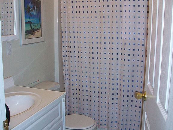 Downstairs Full Bath