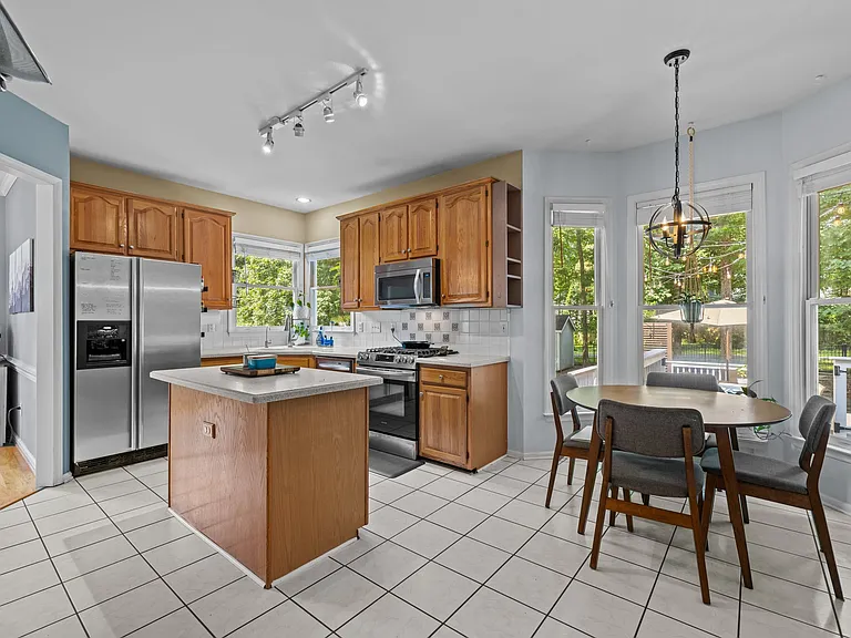 5807 Tahoe Dr — Photo 17