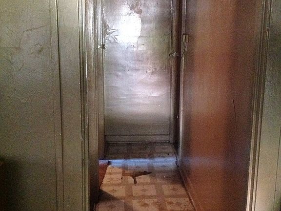 4th image of 2931 N Denny St