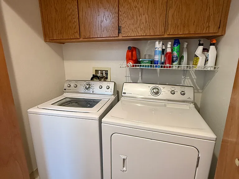 204 Bayview Ct — Photo 19