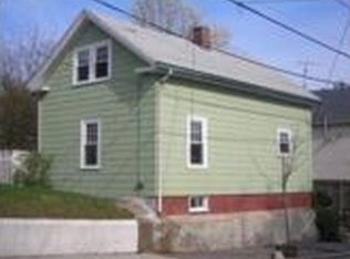 9 Herschel St, Providence, RI 02909
