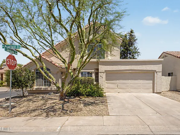 822 W BRADFORD Drive, Gilbert, AZ 85233