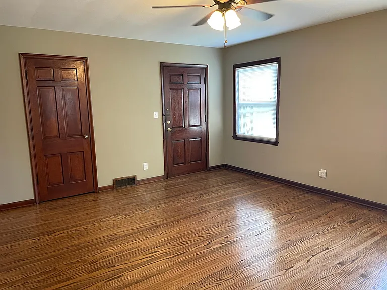 2655 Taylorsville Rd #1 — Photo 2