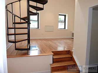 Rented by Aclawrence