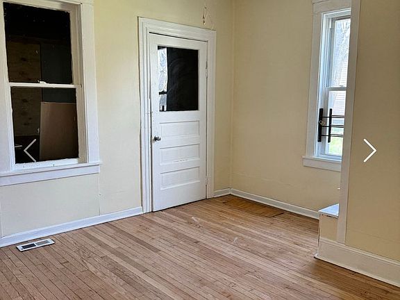 3rd image of 6406 Varian Ave APT 1