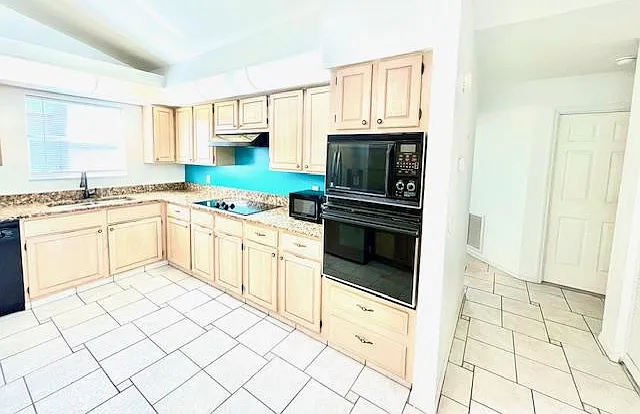 2965 La Cita Ln — Photo 13