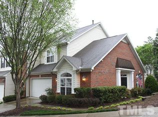 6820 Middleboro Dr, Raleigh, NC 27612