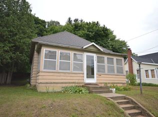 418 E Main St, Boyne City, MI 49712