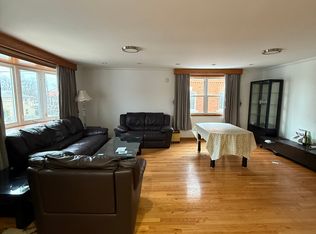 64-15 231st St #1, Oakland Gardens, NY 11364