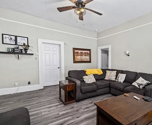 2047 N Raymond Ave #1 Photo 1