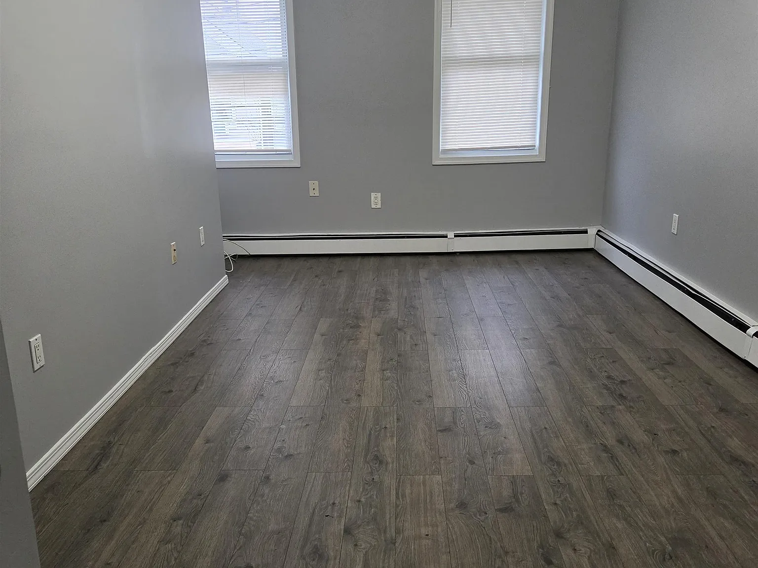 2 bed, 1.0 bath, $2,100 — Photo 4